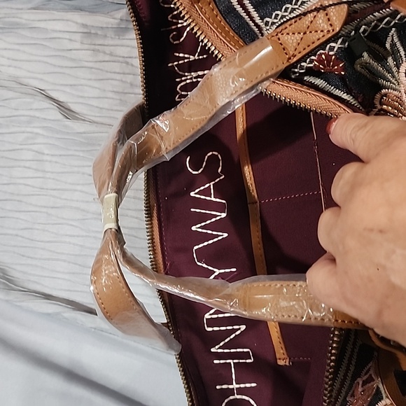 Nwt Johnny Was Weekend Bag - Picture 6 of 6